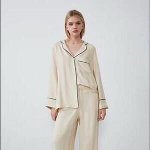 Used ZARA Woman ECRU CONTRASTING PAJAMA SHIRT  Size‎ Large L